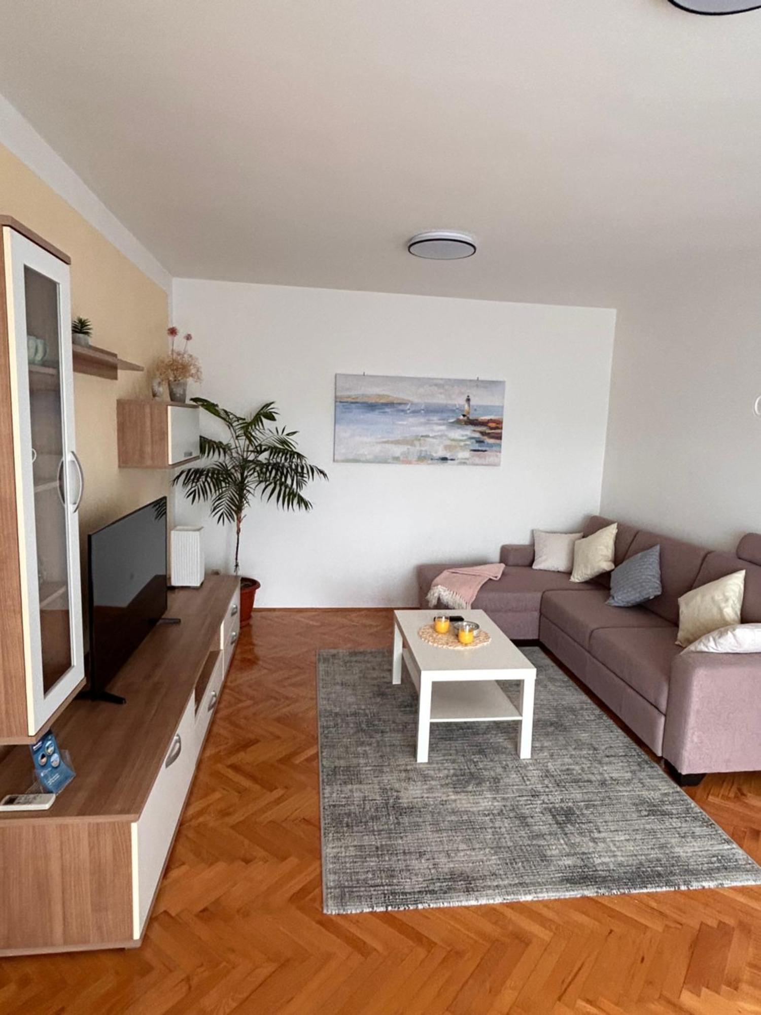 Apartments Marina Свети-Филип-и-Яков Экстерьер фото