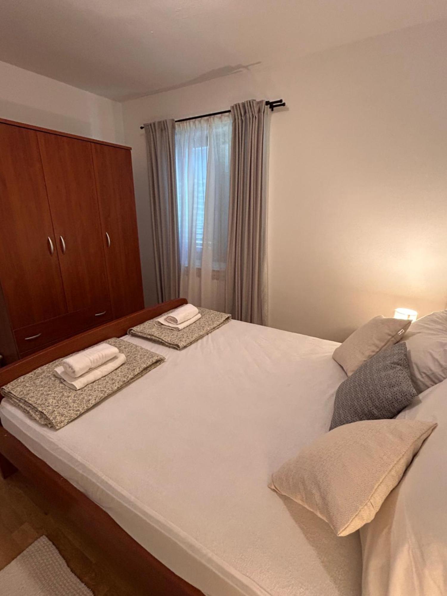 Apartments Marina Свети-Филип-и-Яков Экстерьер фото