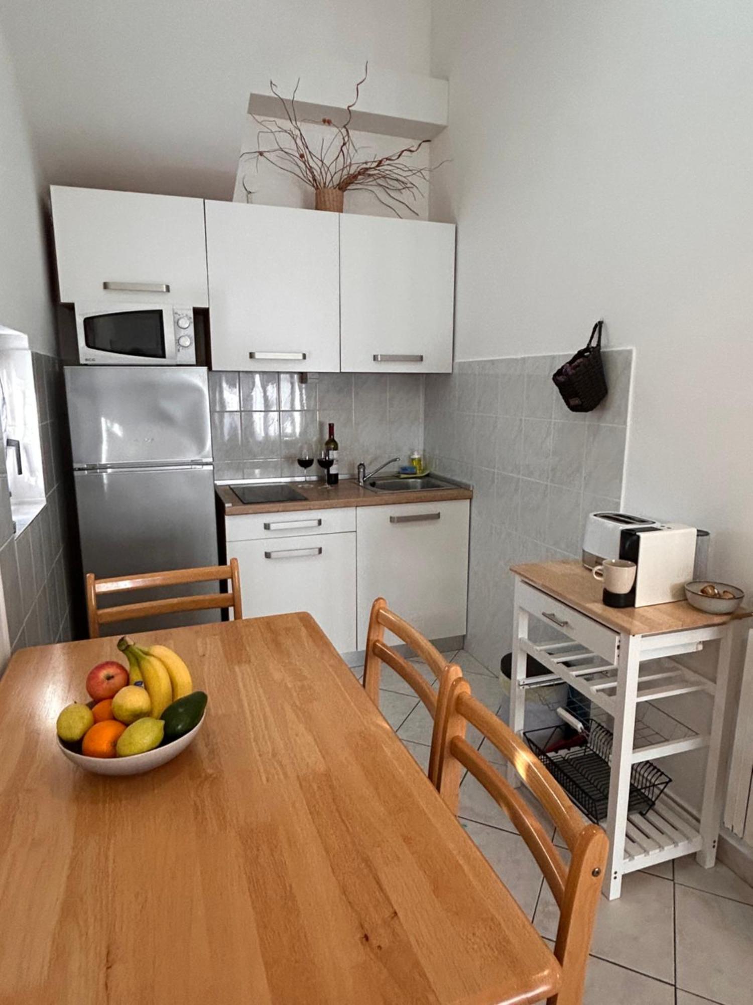 Apartments Marina Свети-Филип-и-Яков Экстерьер фото