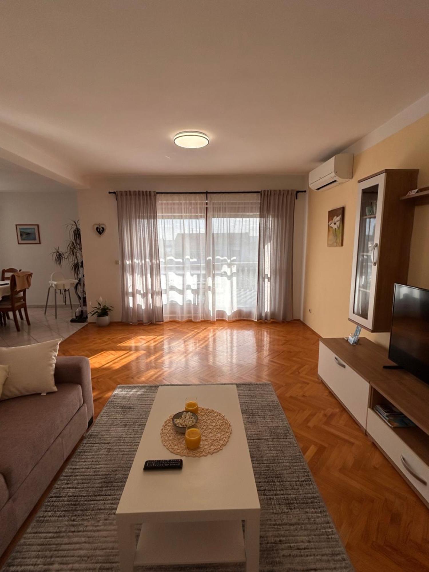 Apartments Marina Свети-Филип-и-Яков Экстерьер фото